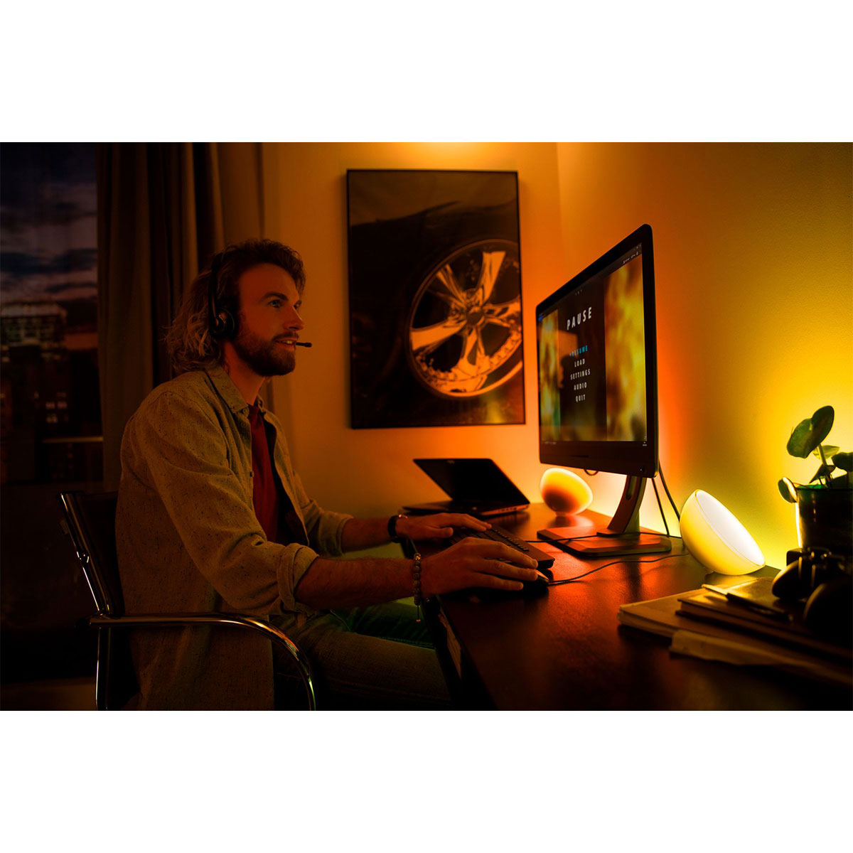 Philips Hue LED-Tischleuchte Go RGBW 6W weiß Bild 6