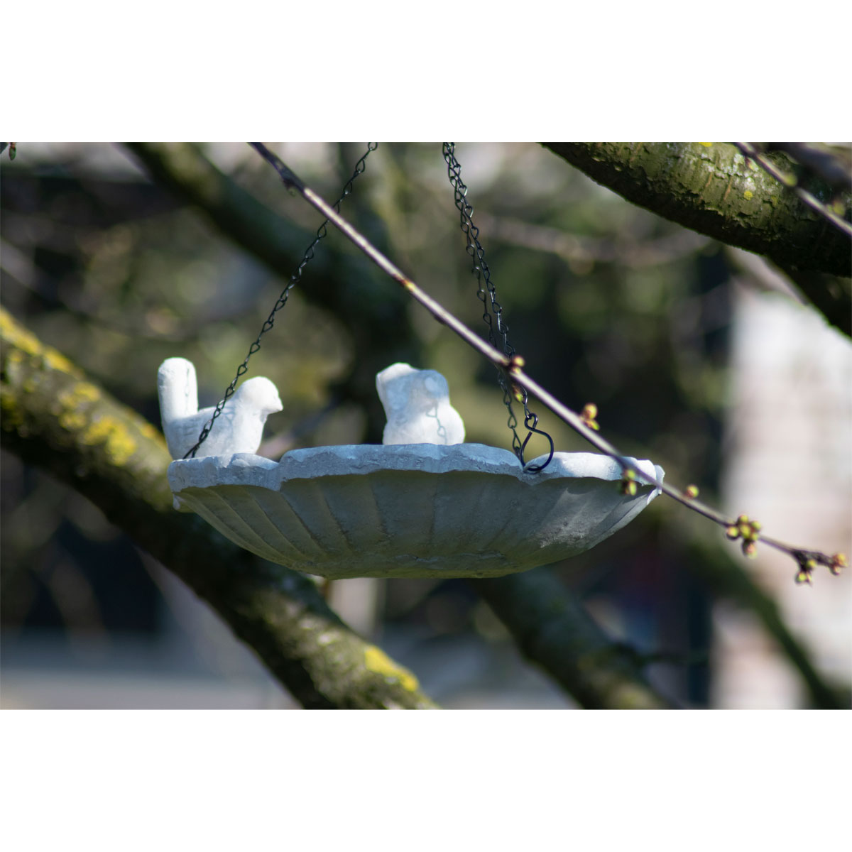 Vogeltränke „Blütenschaukel“, 30x7x31 cm, weiß