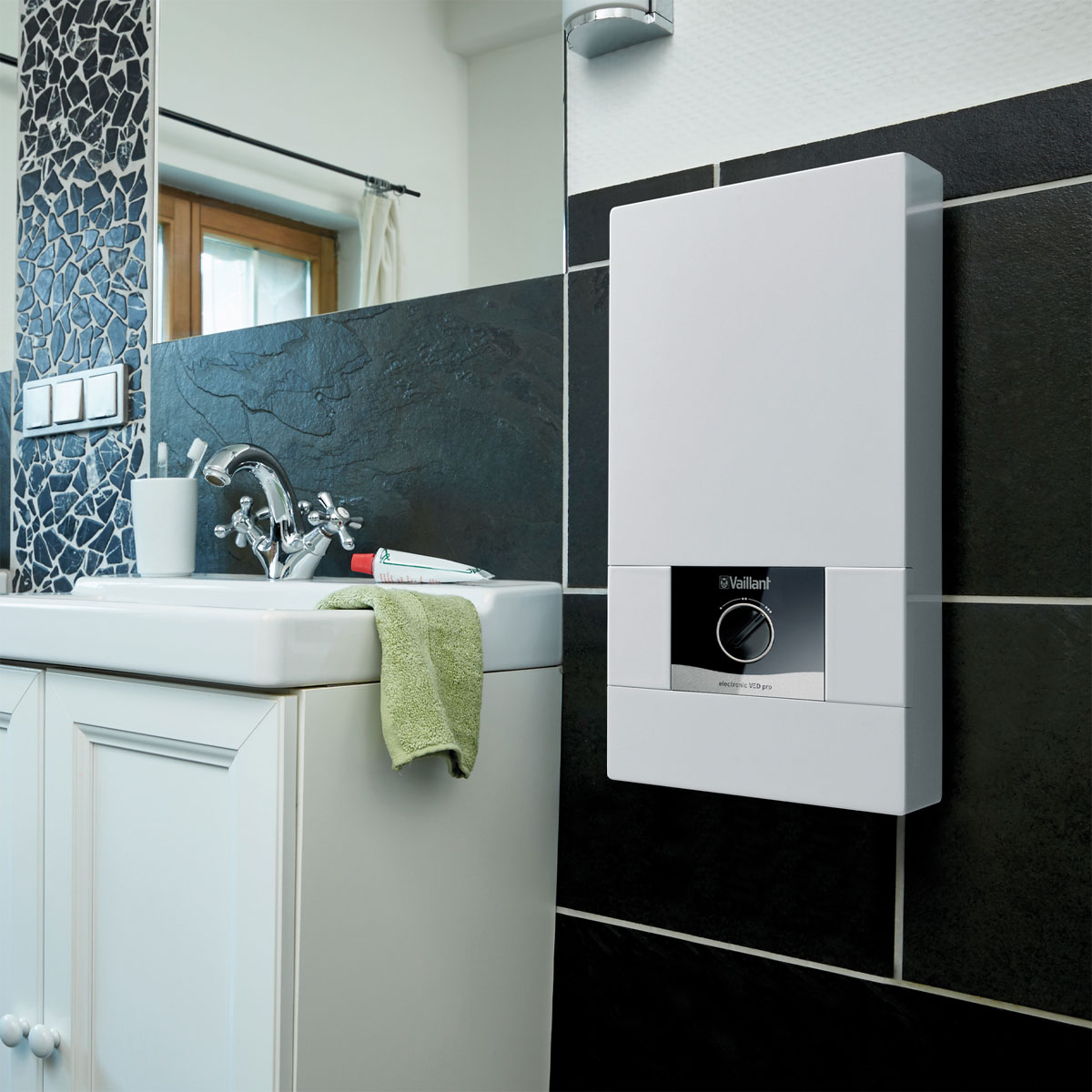 Vaillant elekt. Durchlaufe. VEDE 24/8PRO24kw Bild 2