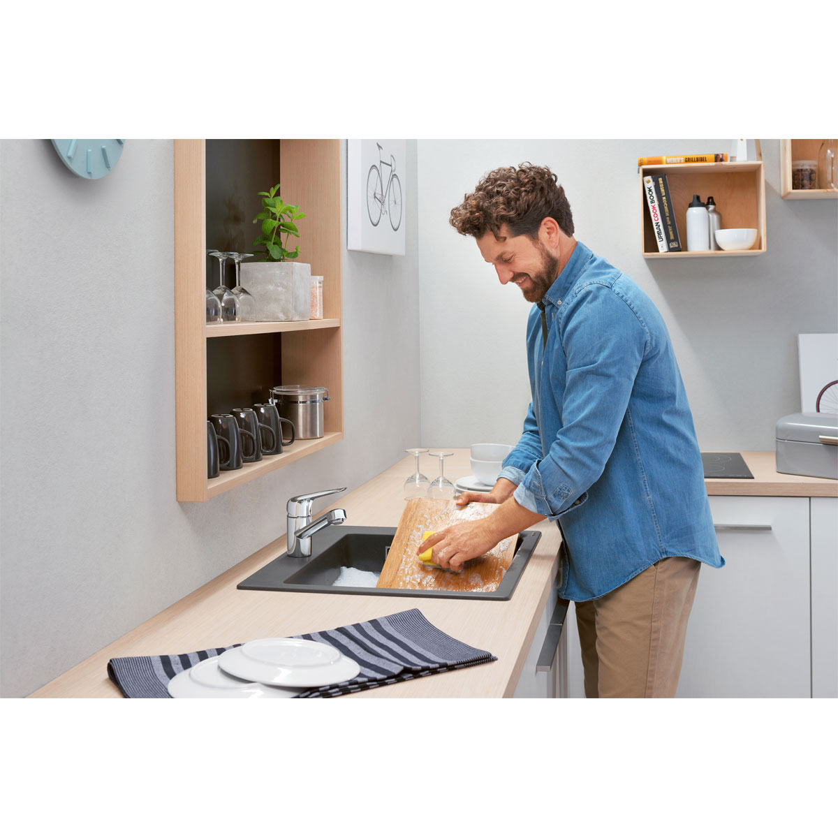 Hansgrohe Einhebel-Küchenmischer 100 Focus M42 mit CoolStart Bild 3