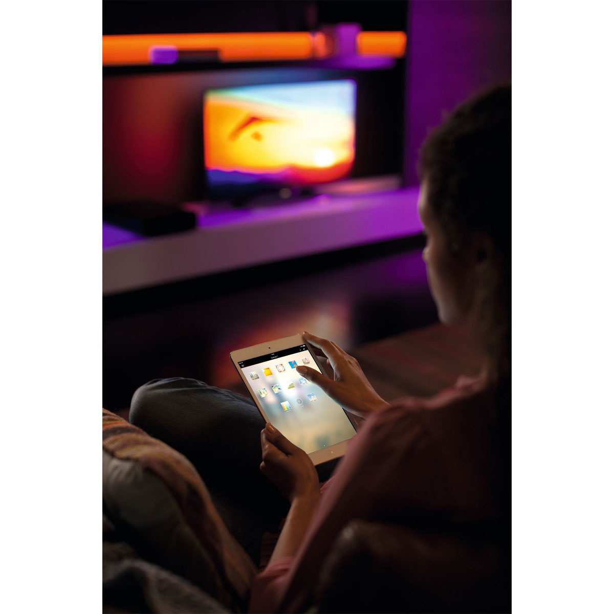 Philips Hue LED-Lichtband Lightstrip Plus Basis 2m weiß Bild 8