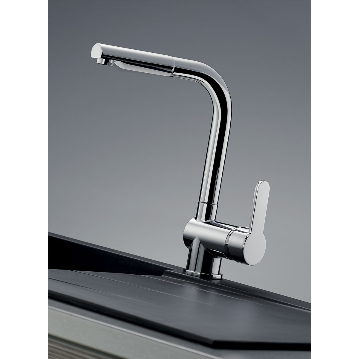 Pyramis Spültischarmatur „Aladia“ chrom Niederdruck schwenkbar mit Geschirrbr. Bild 2