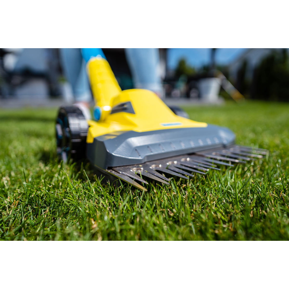 Gloria  Akku Rasen-und Kantenschneider FineCut 18V Set 25 cm Schnittbreite Einstellbarer Holmwinkel inkl Akku Bild 3