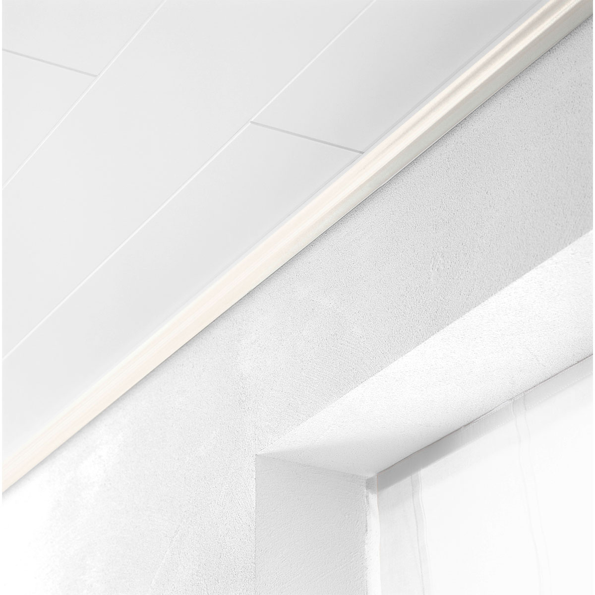 Deckenleiste Birnbaum 2,6 m Bild 2