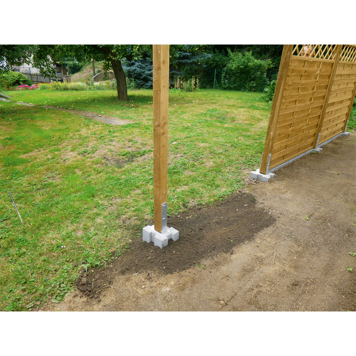 Diephaus  Pfostenfundamentstein 34 x 26,5 x 21,5 cm Bild 3