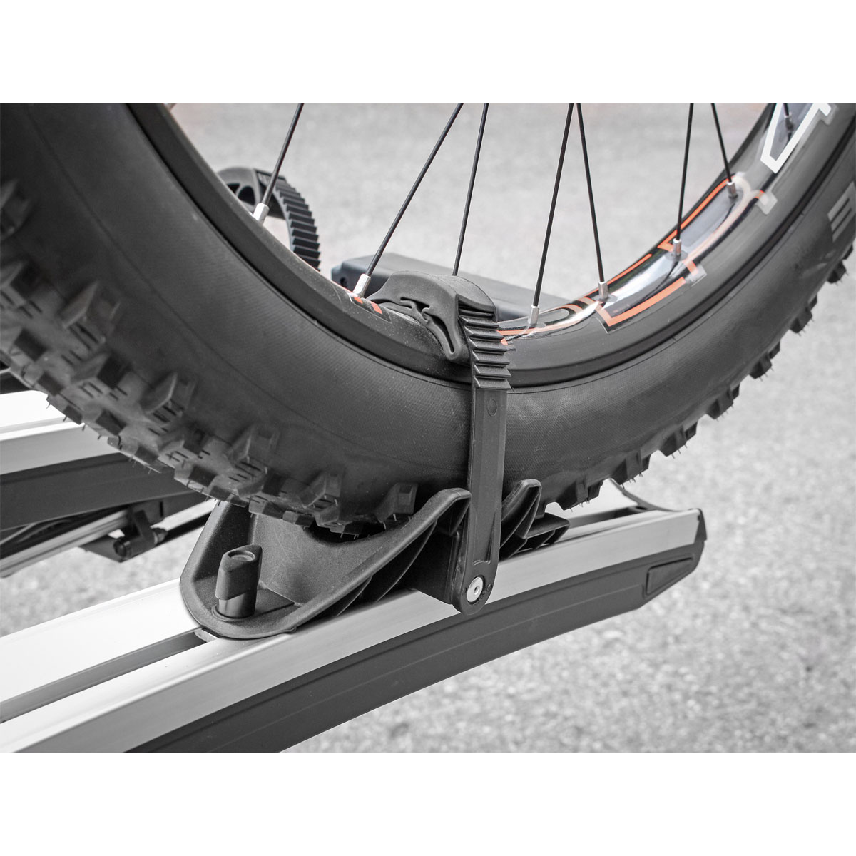 EUFAB Radstopper für breite Reifen